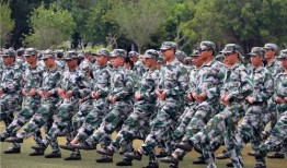 腾格尔爆料军训视频完整版,军旅生活真实写照