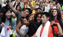 张继科狗仔队爆料视频大全,揭秘明星私生活幕后真相